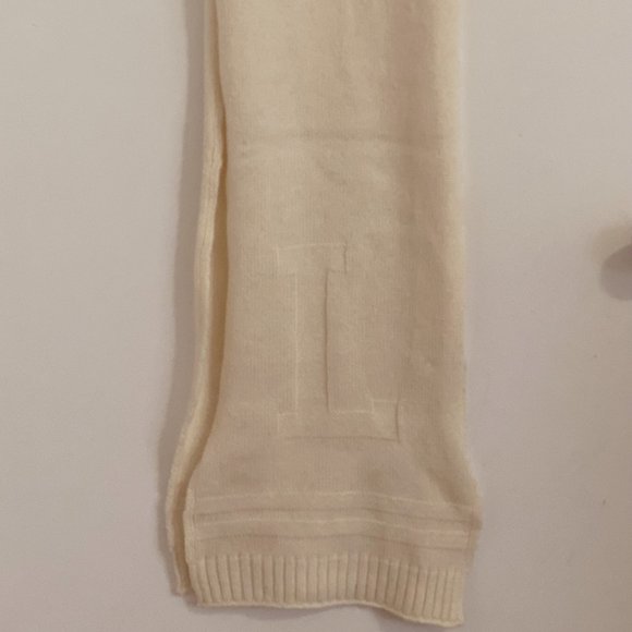 Lacoste Cream Colored Wool Blend Scarf - Picture 1 of 7